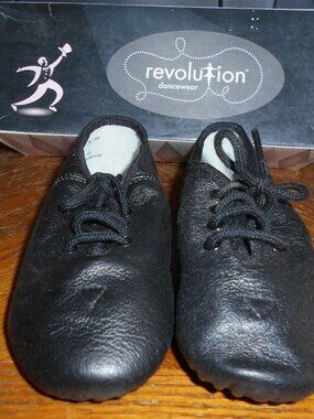 Leather Jazz Shoes- 12 Child-- New in Box